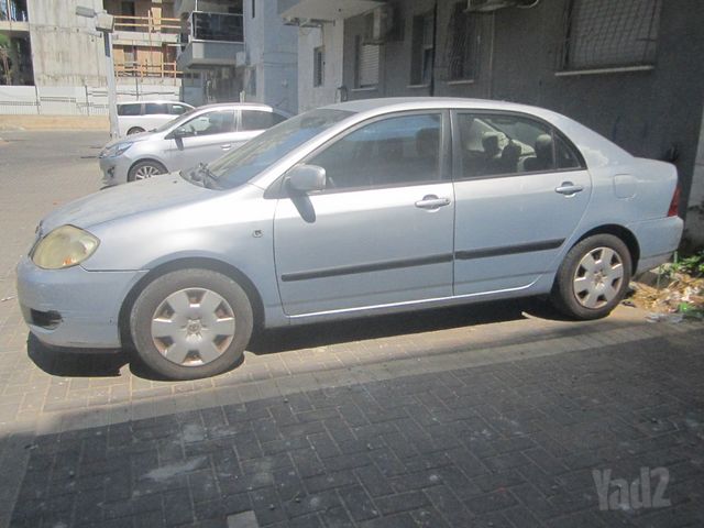 טויוטה קורולה