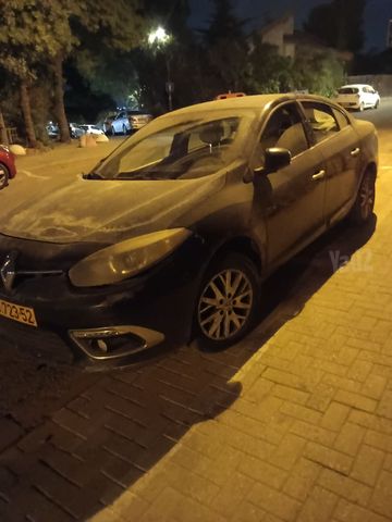 רנו פלואנס