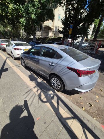 יונדאי אקסנט i25