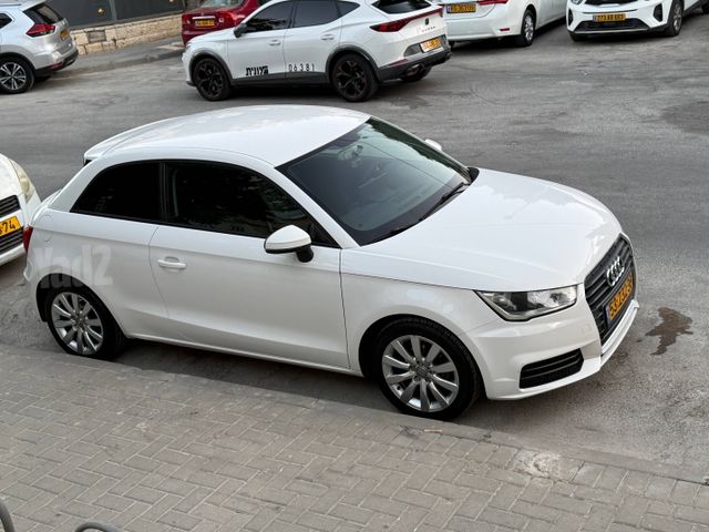 אאודי A1
