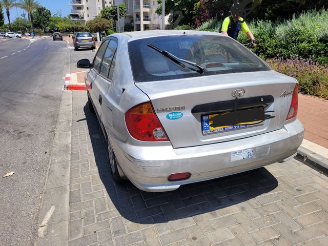 יונדאי אקסנט i25
