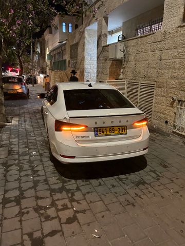 סקודה אוקטביה