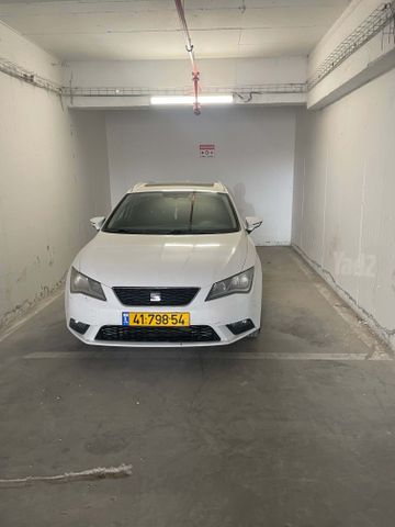 מודעת רכב סיאט לאון