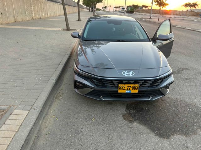 יונדאי אלנטרה