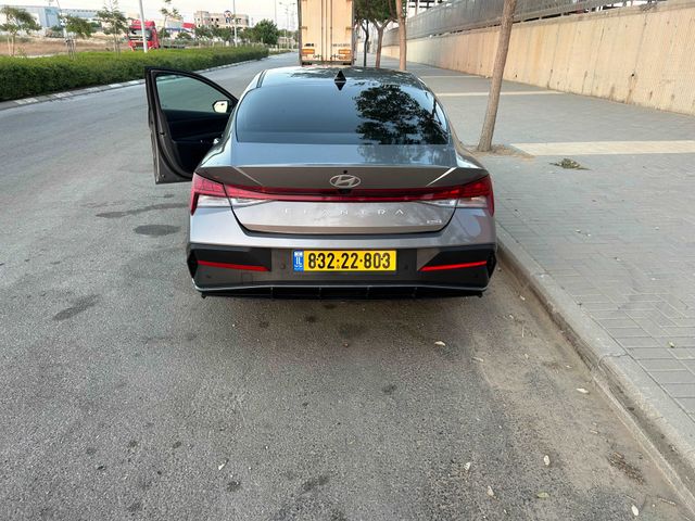 יונדאי אלנטרה