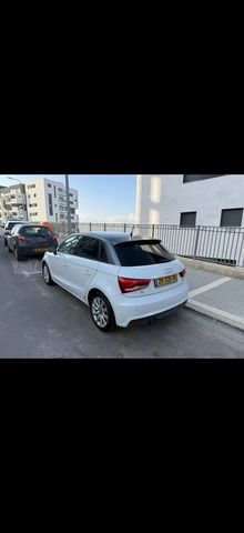 אאודי A1