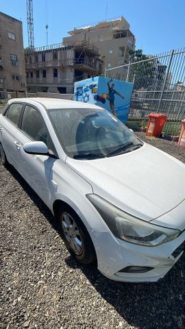 יונדאי i20
