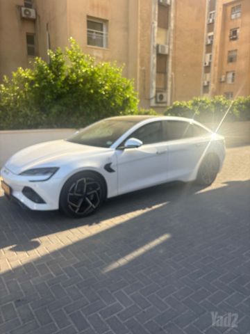 בי.ווי.די סיל