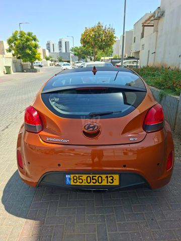 מודעת רכב יונדאי ולוסטר