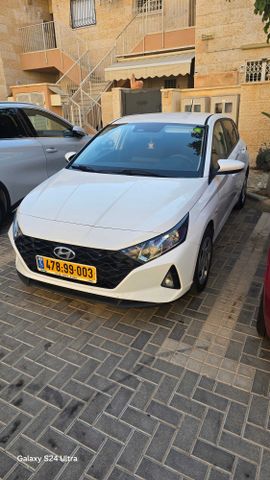 יונדאי i20