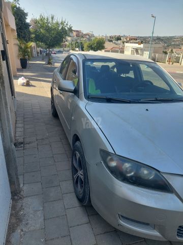 מאזדה 3
