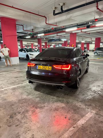 אאודי A3