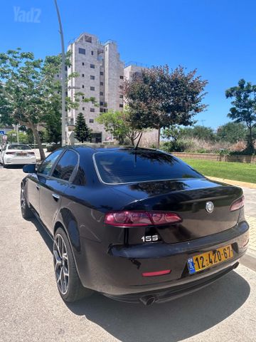 אלפא רומיאו 159