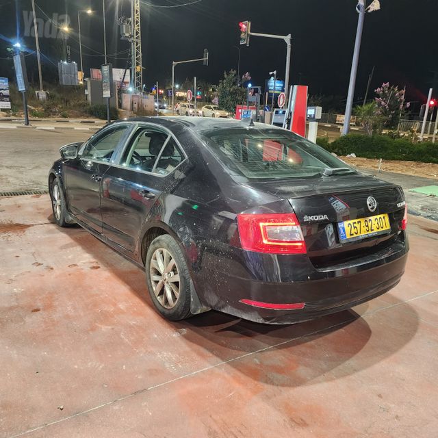 סקודה אוקטביה