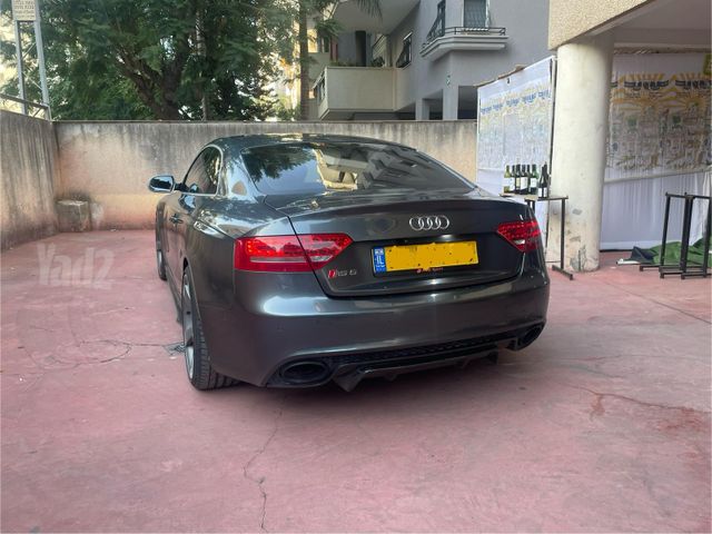 אאודי RS 5
