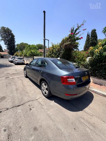 סקודה אוקטביה