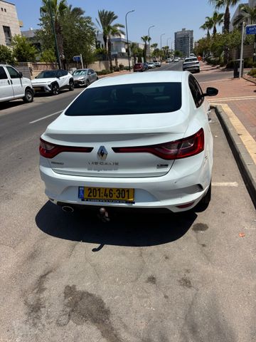 רנו מגאן