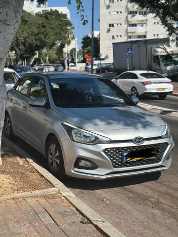 יונדאי i20