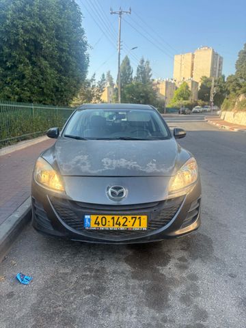 מאזדה 3
