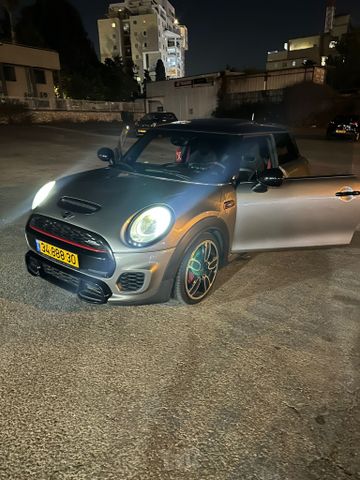 מודעת רכב מיני קופר