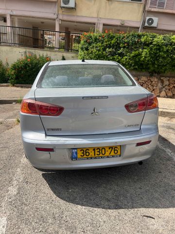 מיצובישי לנסר