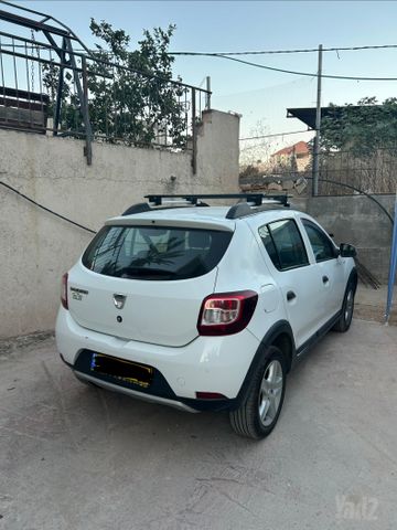 דאצ'יה סנדרו