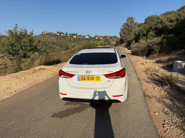 יונדאי I35