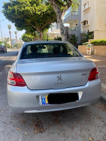 מודעת רכב פיג'ו 301