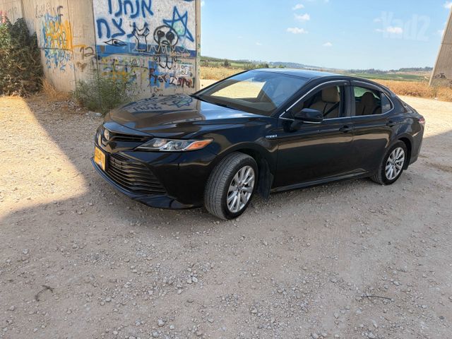 טויוטה קאמרי