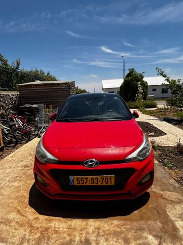 יונדאי i20