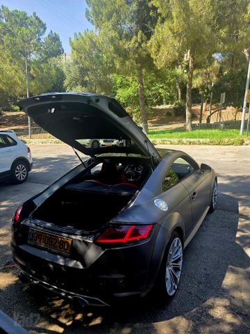 אאודי TT