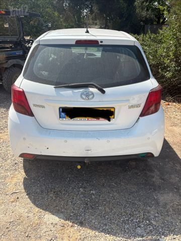 טויוטה יאריס