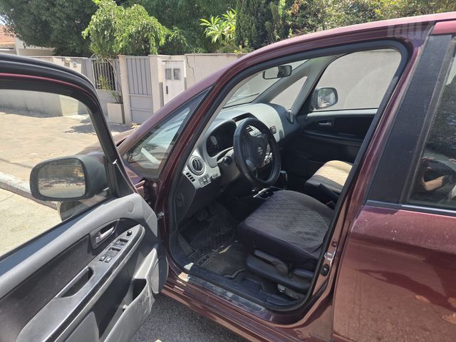 סוזוקי SX4
