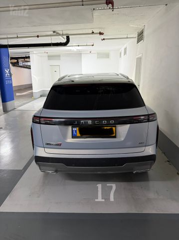 ג'אקו J7