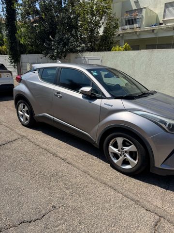 טויוטה C-HR