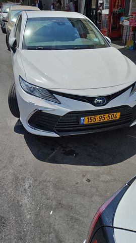 טויוטה קאמרי