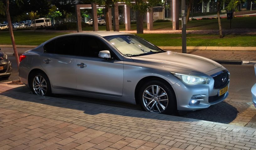 מודעת רכב אינפיניטי Q50