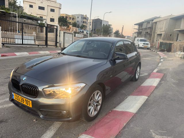מודעת רכב ב מ וו סדרה 1