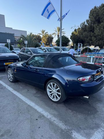 מאזדה MX-5