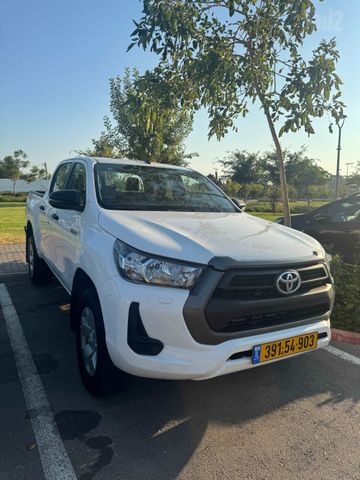 היילקס Active אוט׳ 2.4 (150 כ״ס) [2020-2026]