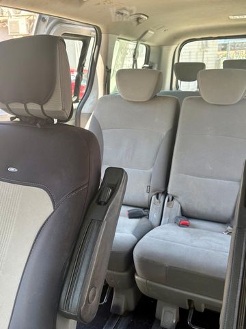 יונדאי H-1 / i800