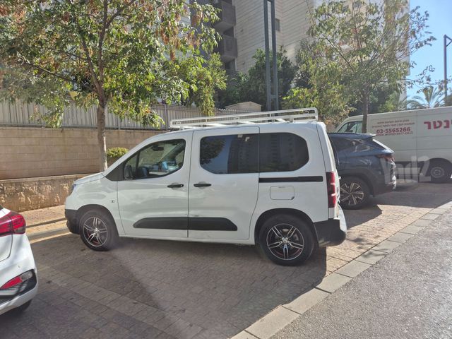 טויוטה פרואייס סיטי