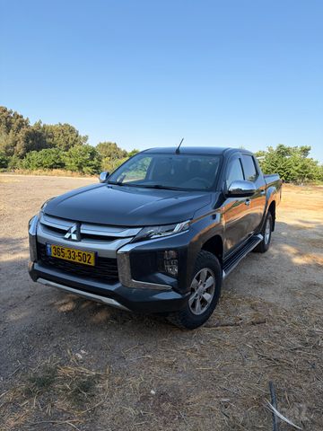 מיצובישי טרייטון / L200