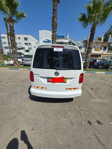 פולקסווגן קאדי