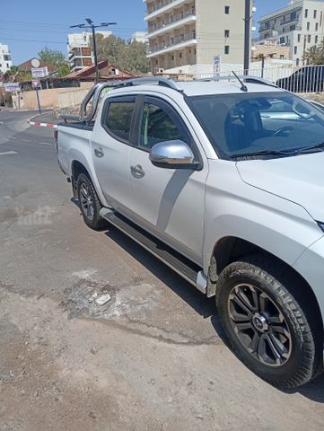 מיצובישי טרייטון / L200