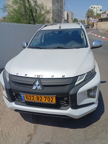 מיצובישי טרייטון / L200