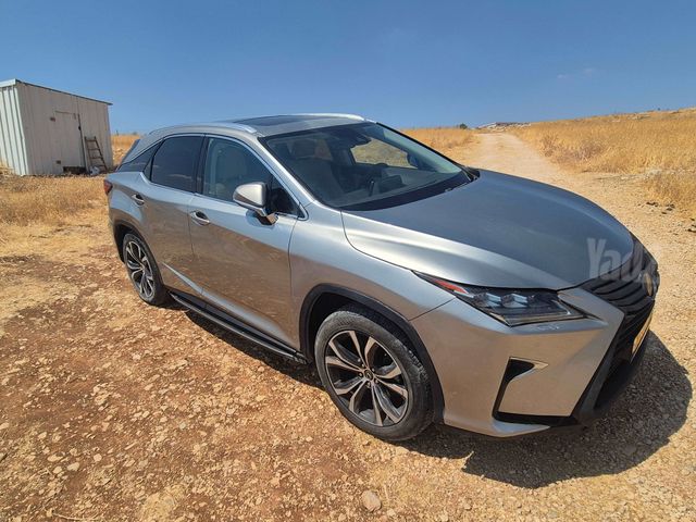 לקסוס RX