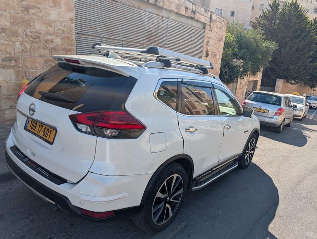 ניסאן אקס טרייל