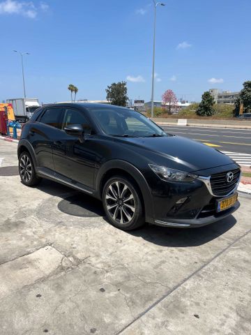 מודעת רכב מאזדה CX-3