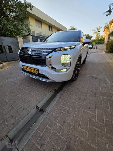 מיצובישי אאוטלנדר